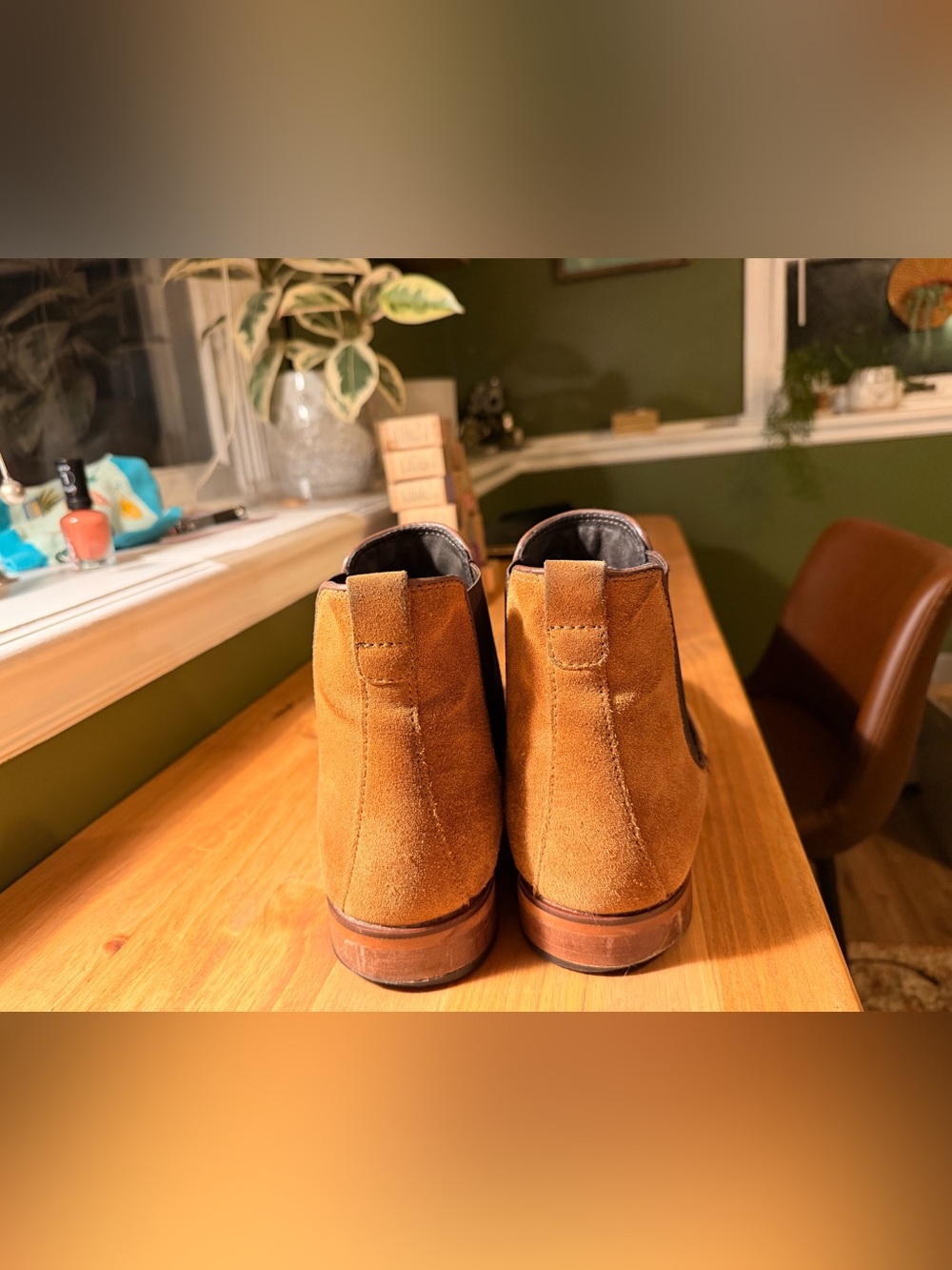 ALDO Tan Suede Chukka Chelsea Boots with Dark Elastic Panels - Picture 3 of 4